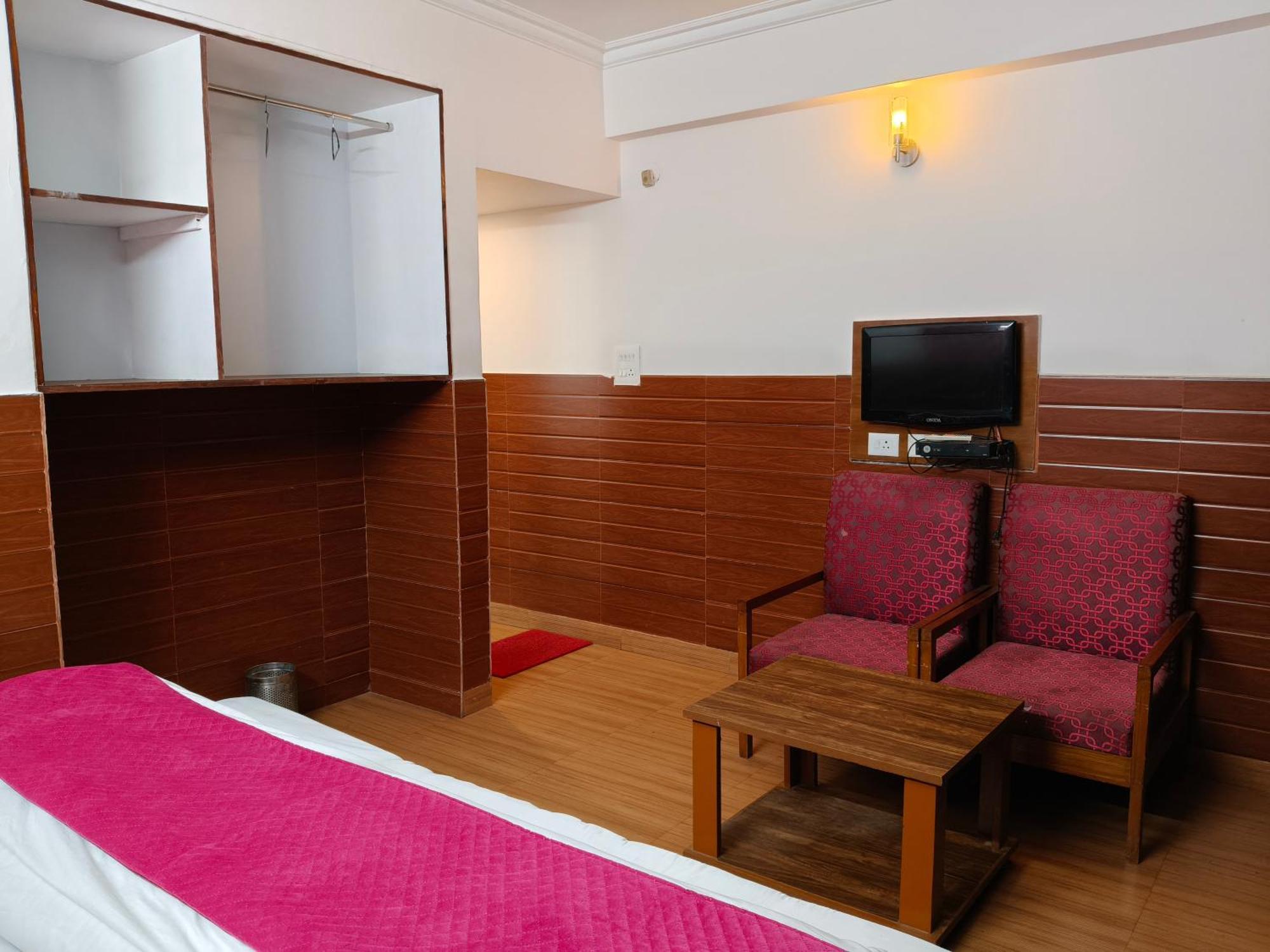 Hotel Kailash Residency Ντεχραντούν Εξωτερικό φωτογραφία